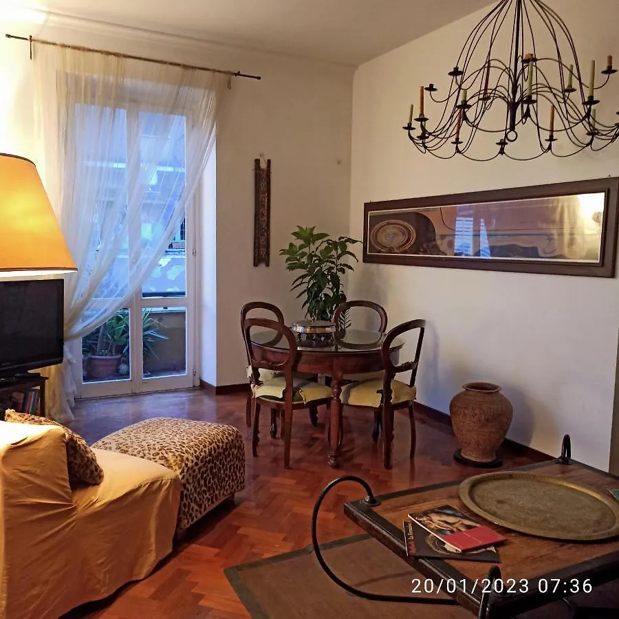 Apartment Appartamento Fiore Rome