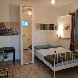 Trastevere Station Homestay